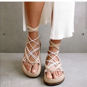 Alohas Jungle Stone & Beige Laced Up Sandal - size 38 women’s